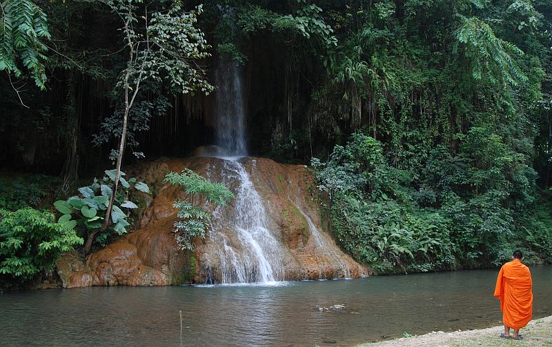 Phayao phu sang waterfall
