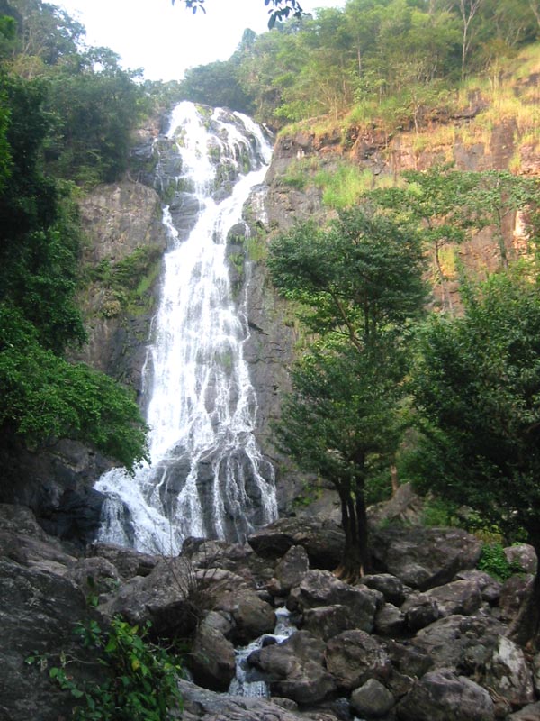 sarika waterfall 1