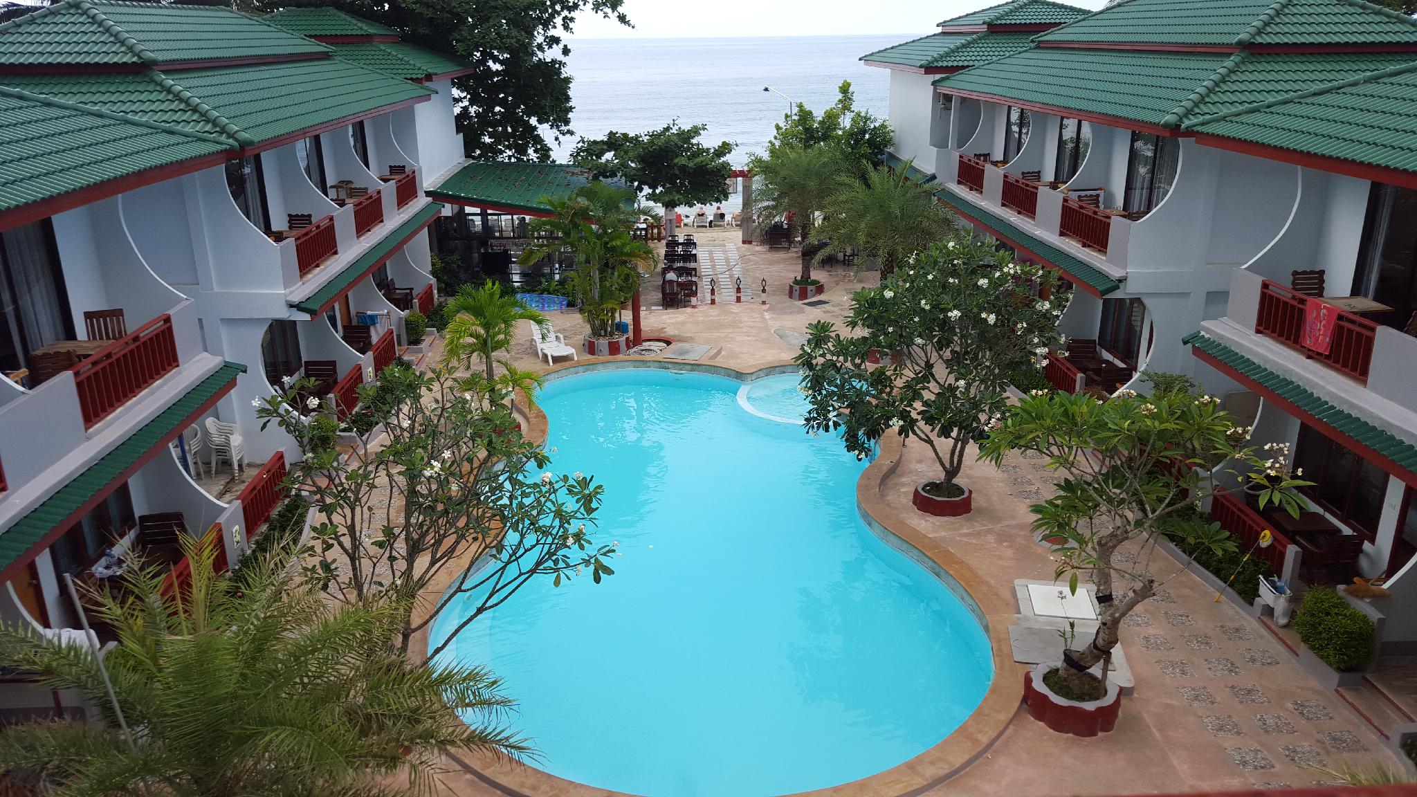 8   Bambo Resort