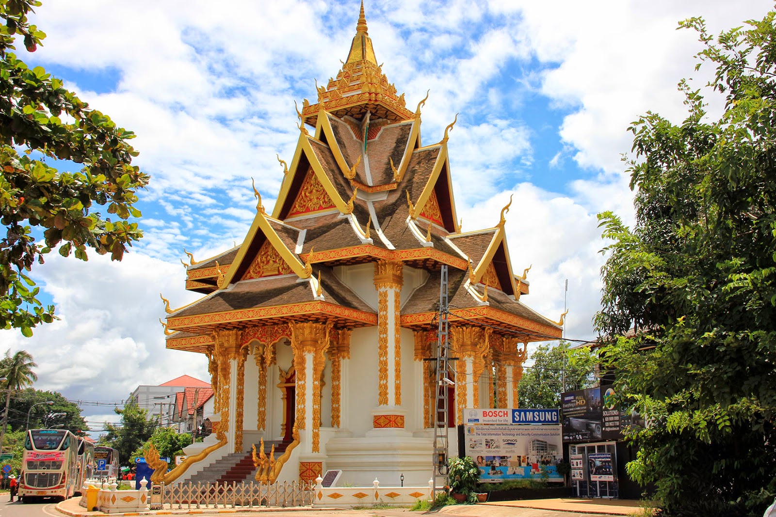 Templos Wat Si Muang